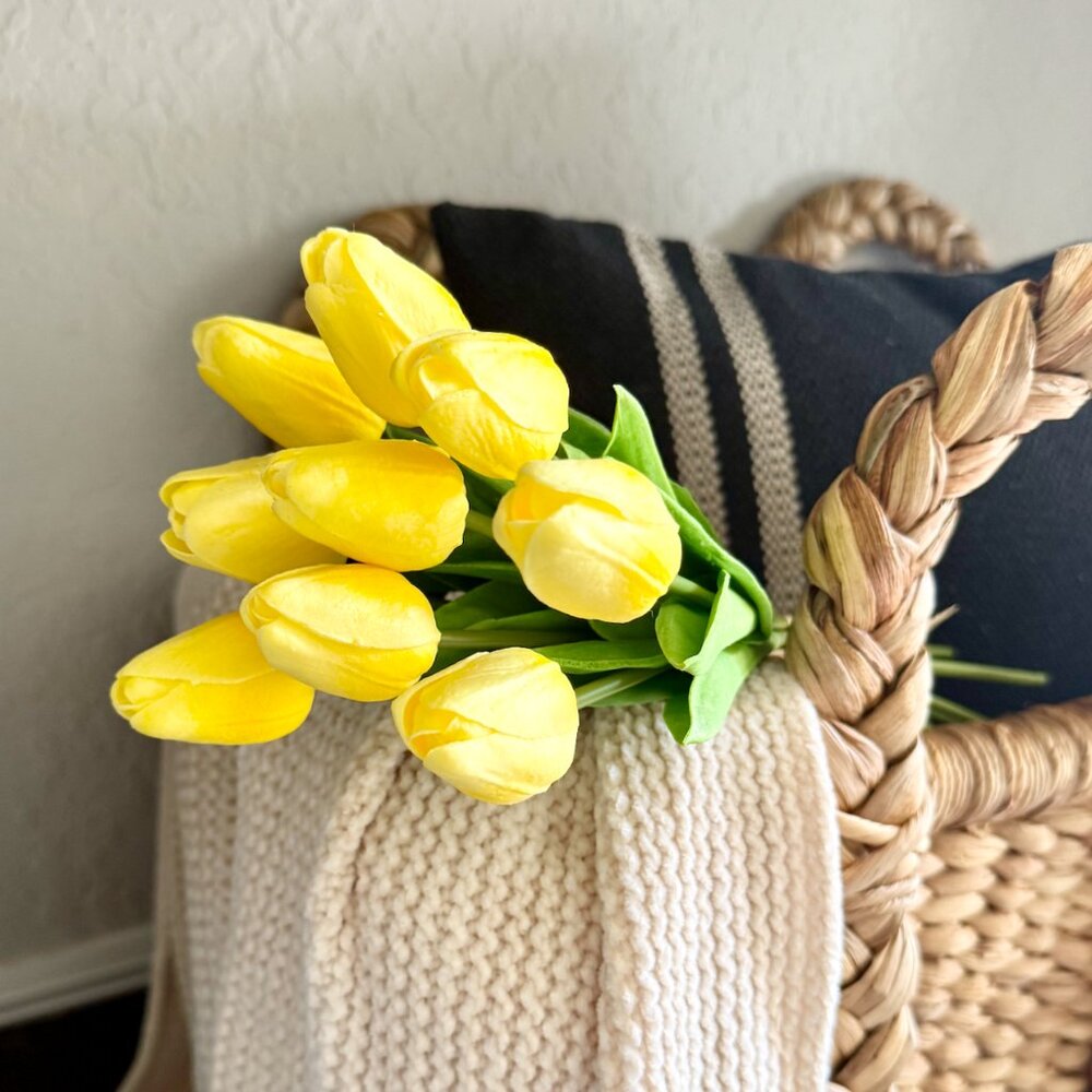 Set/9 Yellow Real-Touch Tulip Stems